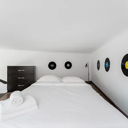 Apartment Vinyl Echo Vibes Krakow